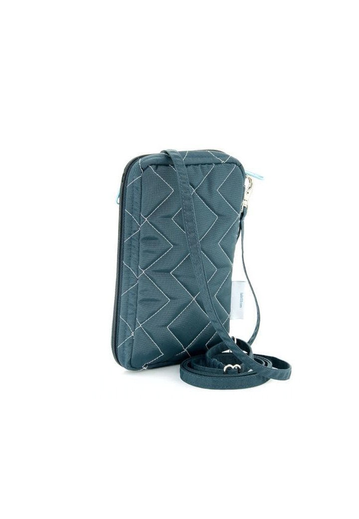 img_0_0_16 img_0_0_16